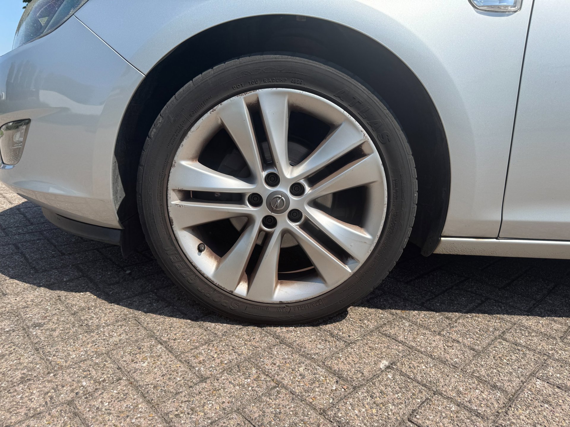 Foto van Opel Astra Sports Tourer