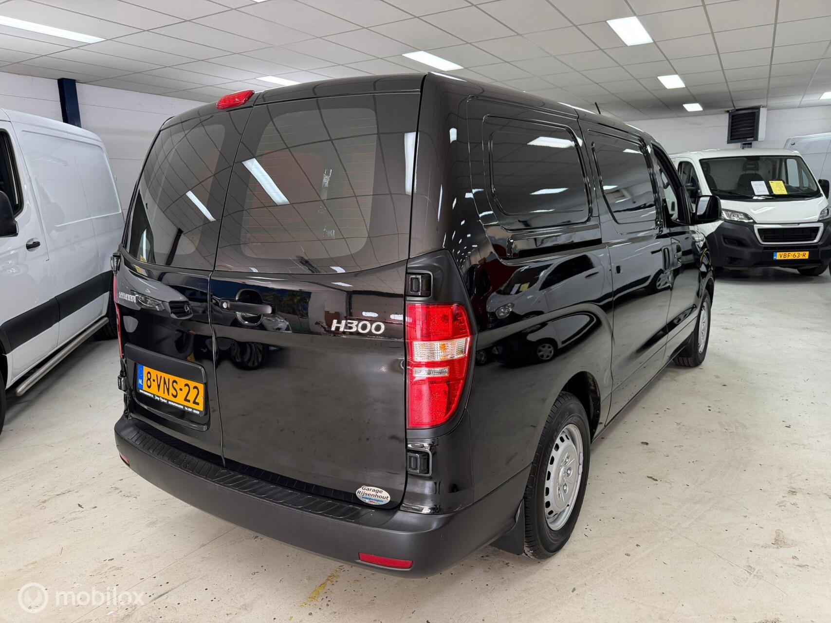 Foto van Hyundai H-1