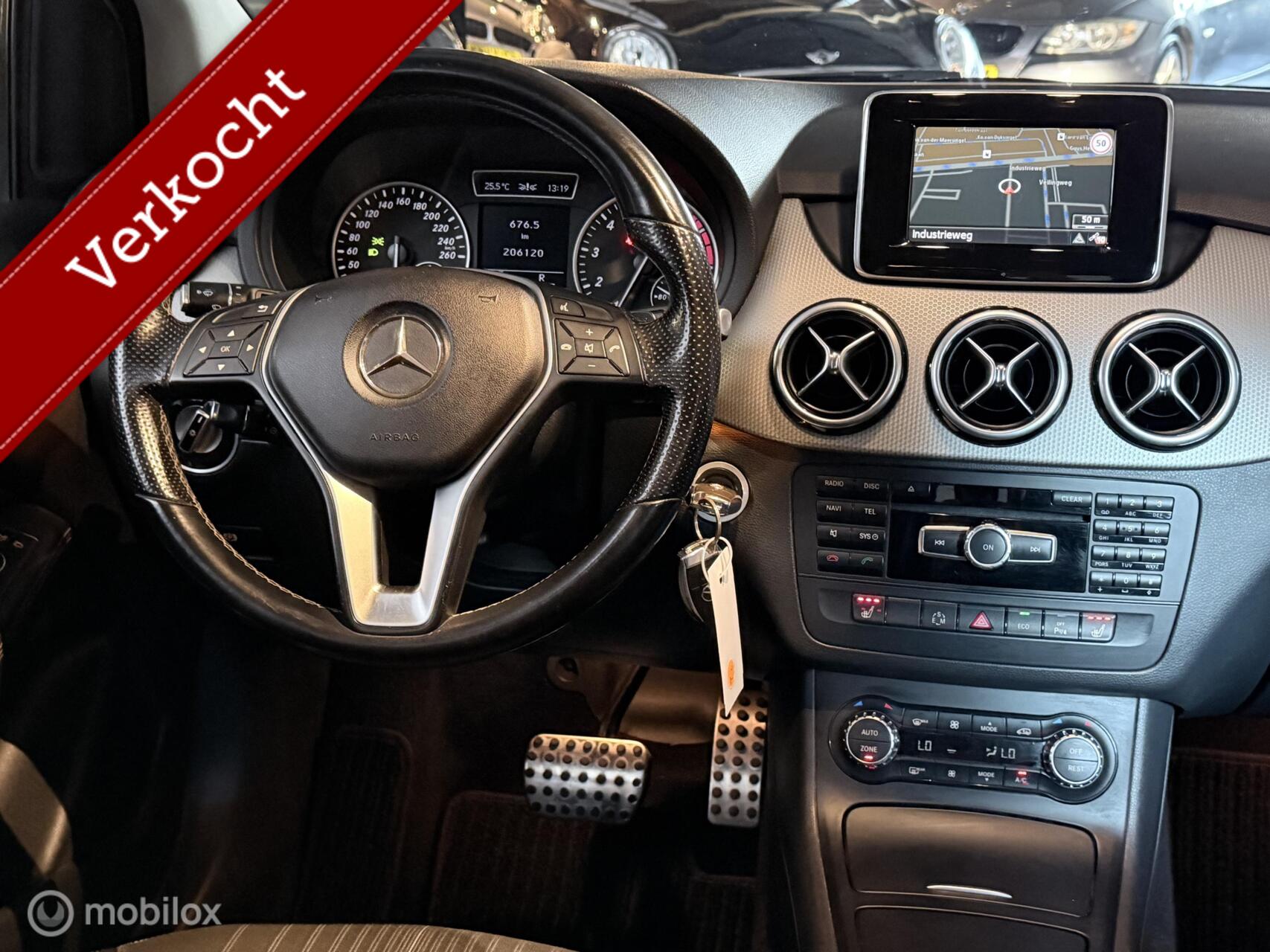 Foto van Mercedes-Benz B 200