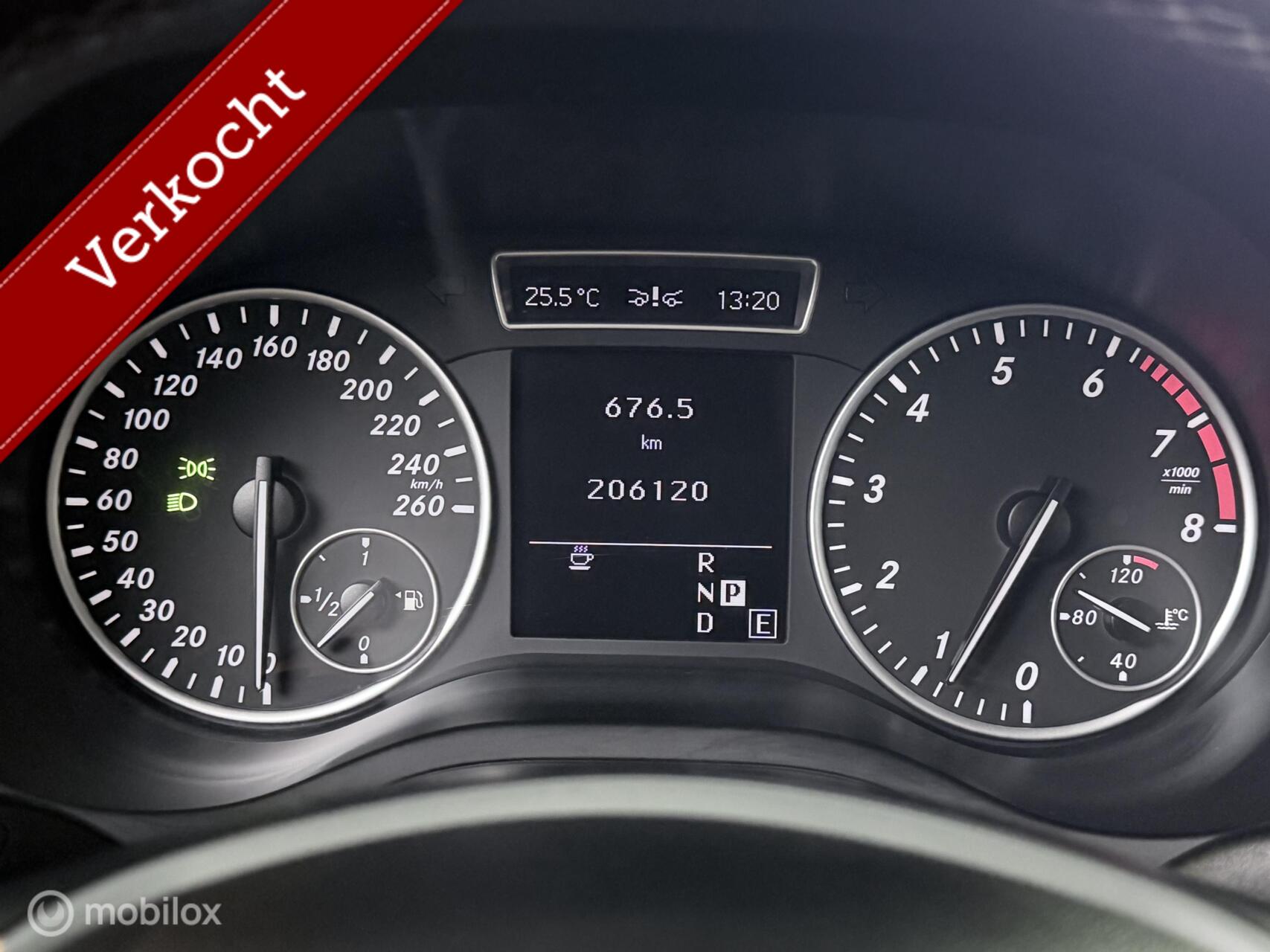 Foto van Mercedes-Benz B 200