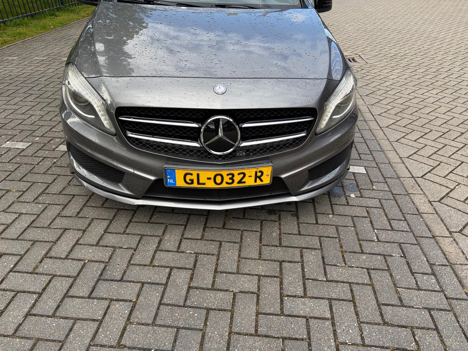 Foto van Mercedes-Benz A 180