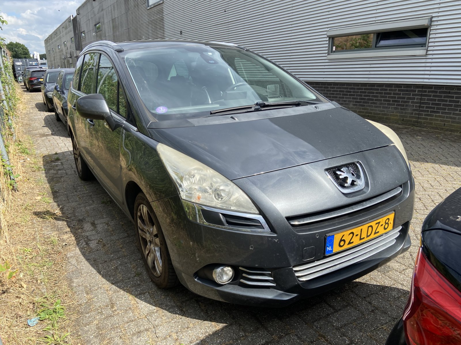 Inspectiefoto van Peugeot 5008