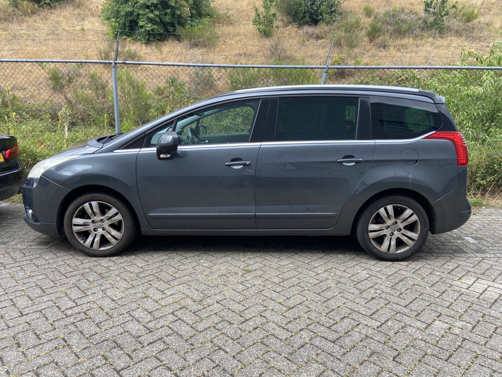Inspectiefoto van Peugeot 5008