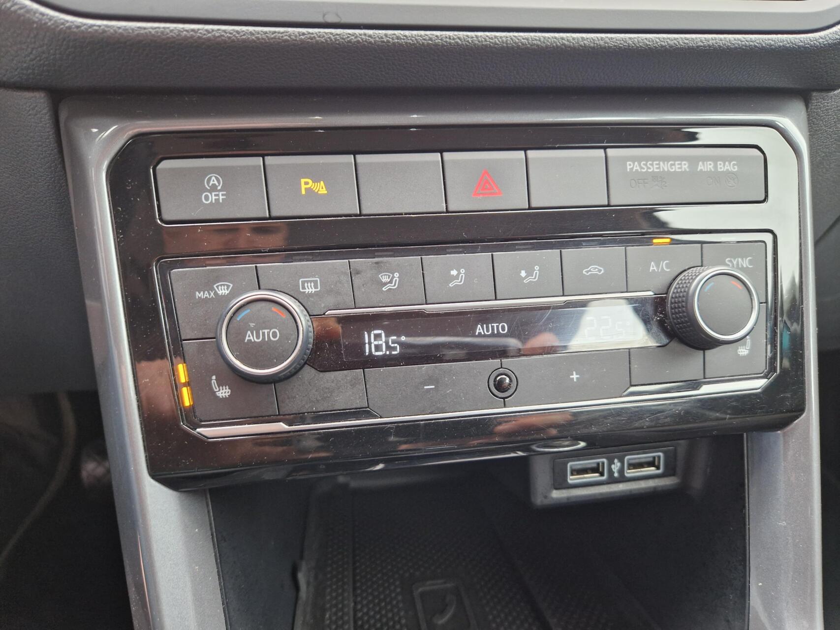 Foto van Volkswagen T-cross
