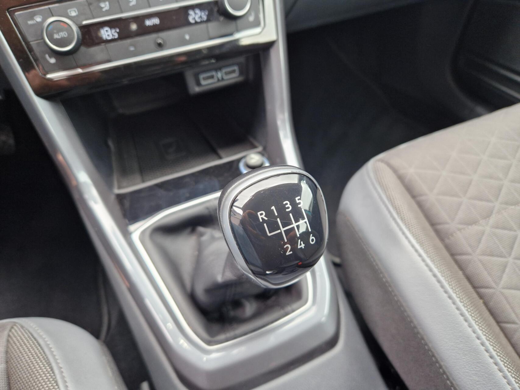 Foto van Volkswagen T-cross