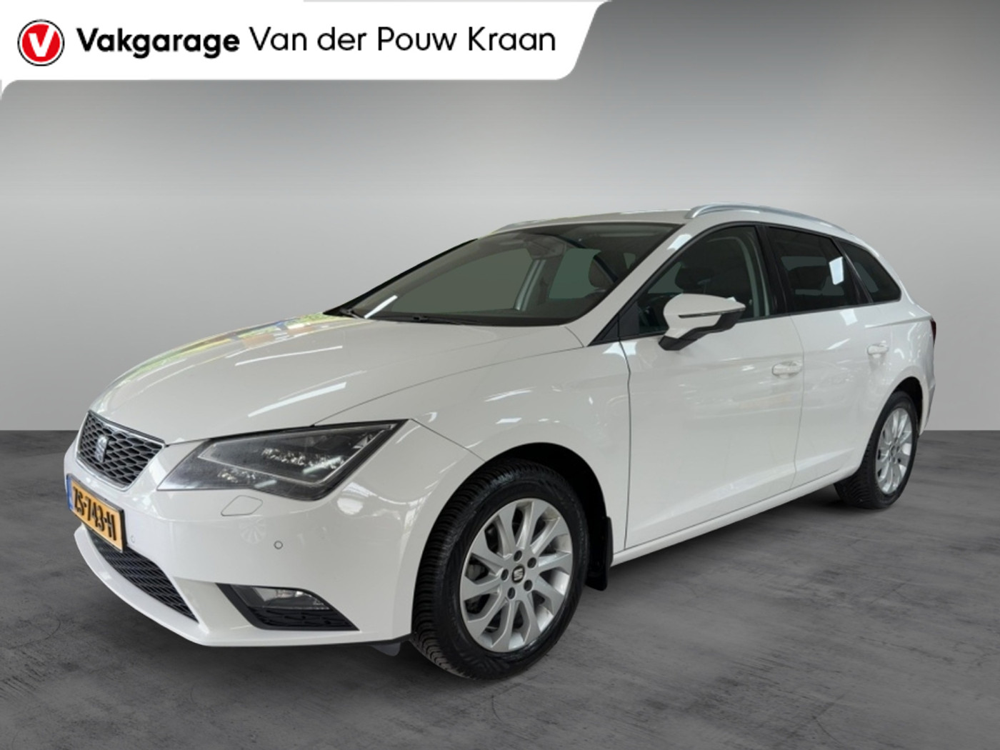 Seat Leon ST 1.2 TSI Style Business Trekhaak 2017 - voorkant