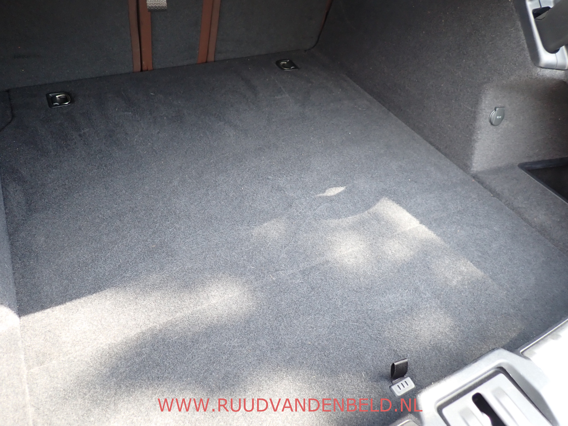 Foto van Porsche Taycan Turbo