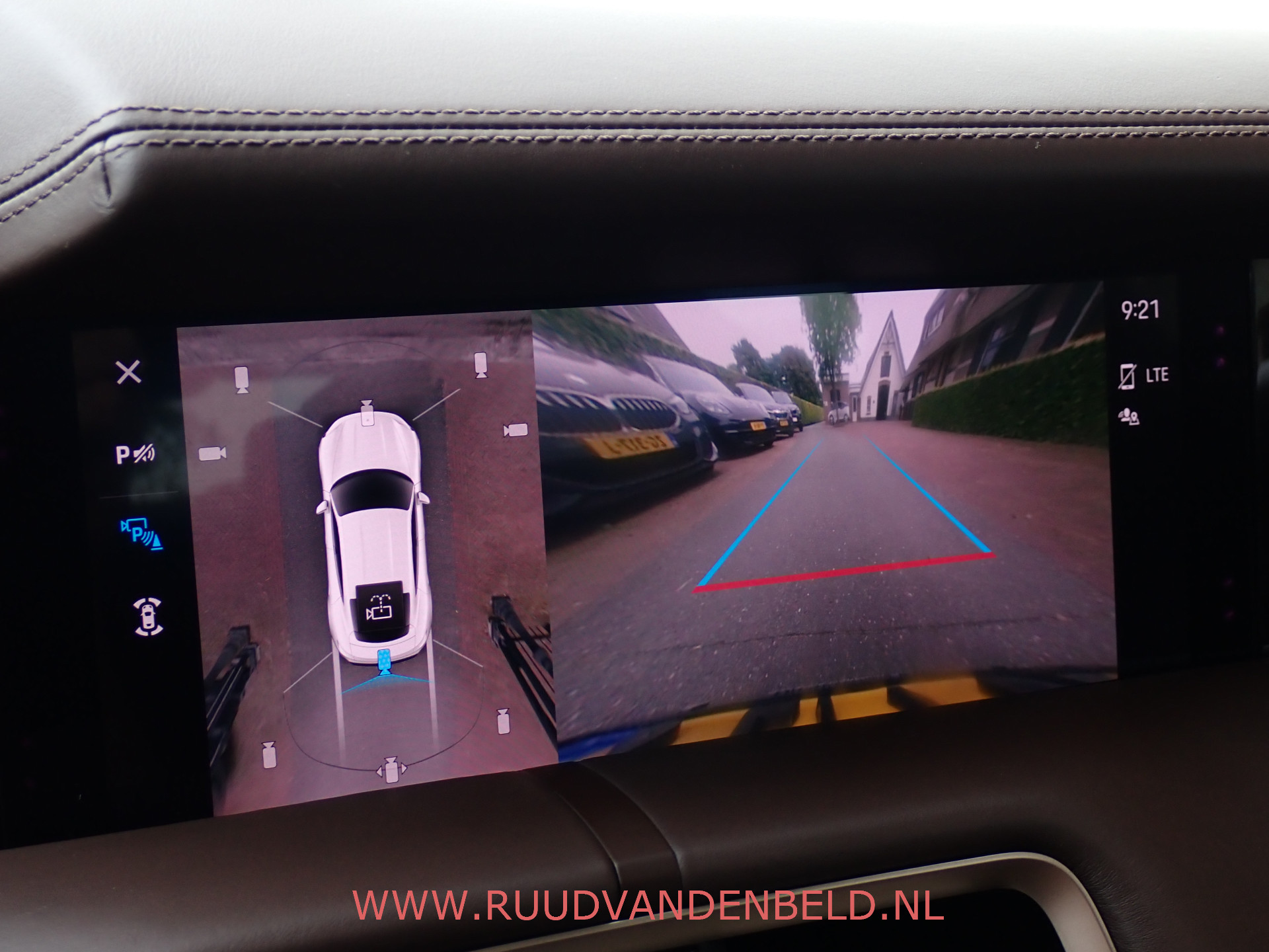 Foto van Porsche Taycan Turbo