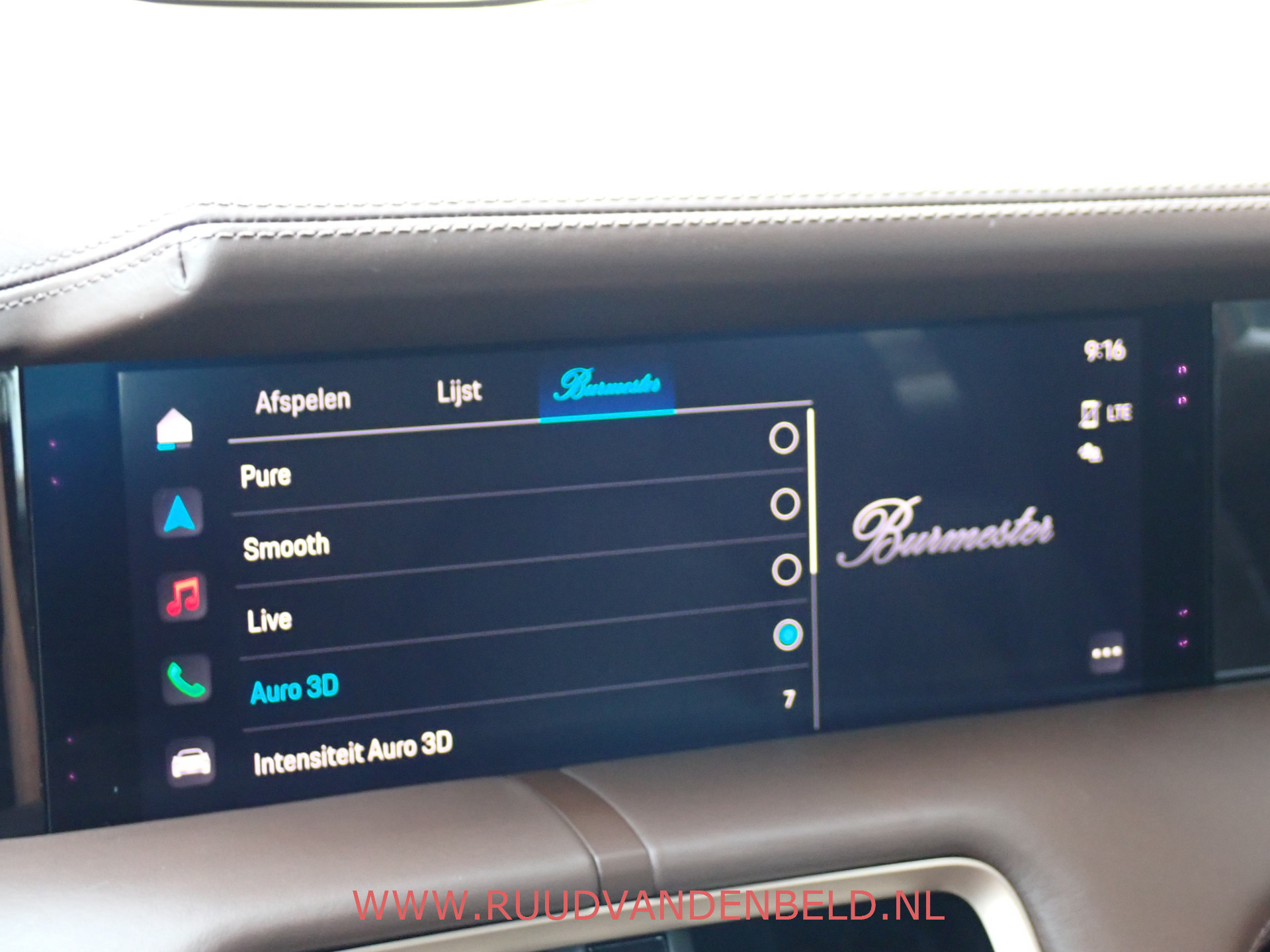 Foto van Porsche Taycan Turbo