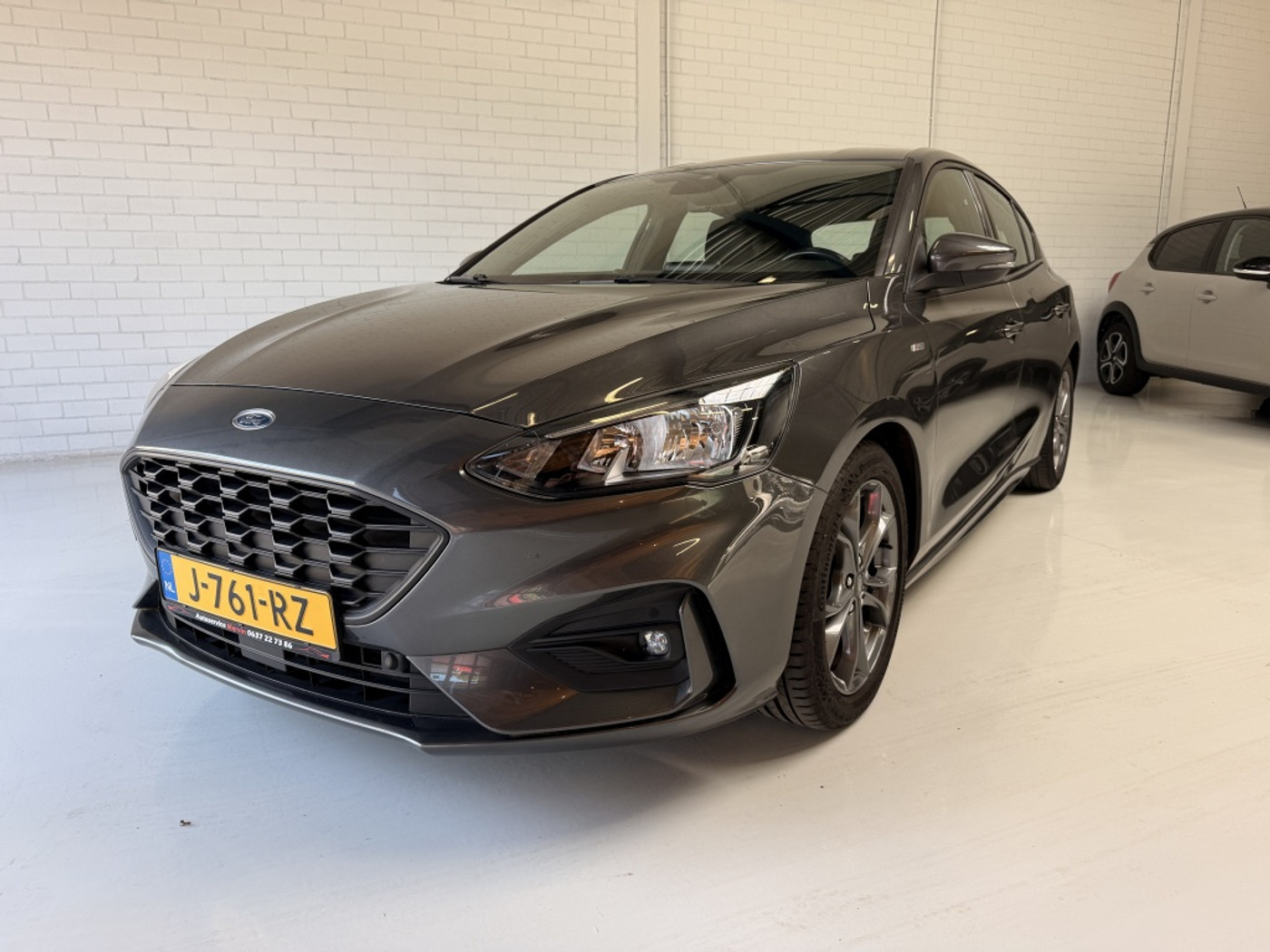 Ford Focus 1.0 EcoB. Tit. Bns ST Line | Automaat | Navi | Carplay | LED | 2019 - voorkant