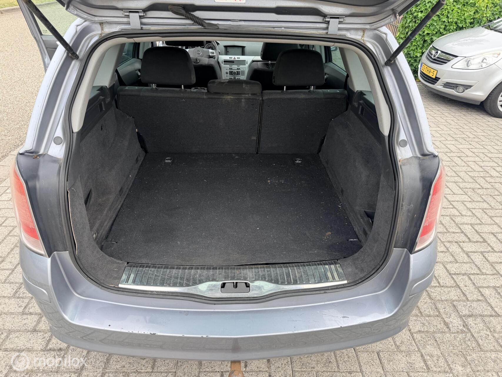 Foto van Opel Astra Wagon