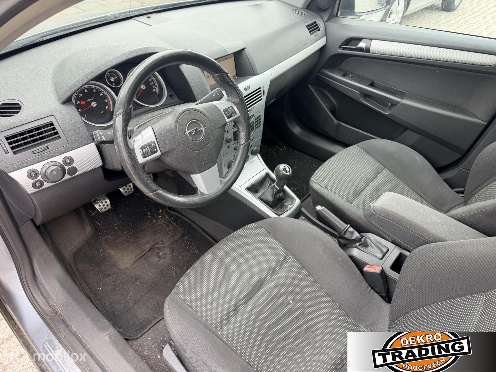 Foto van Opel Astra Wagon