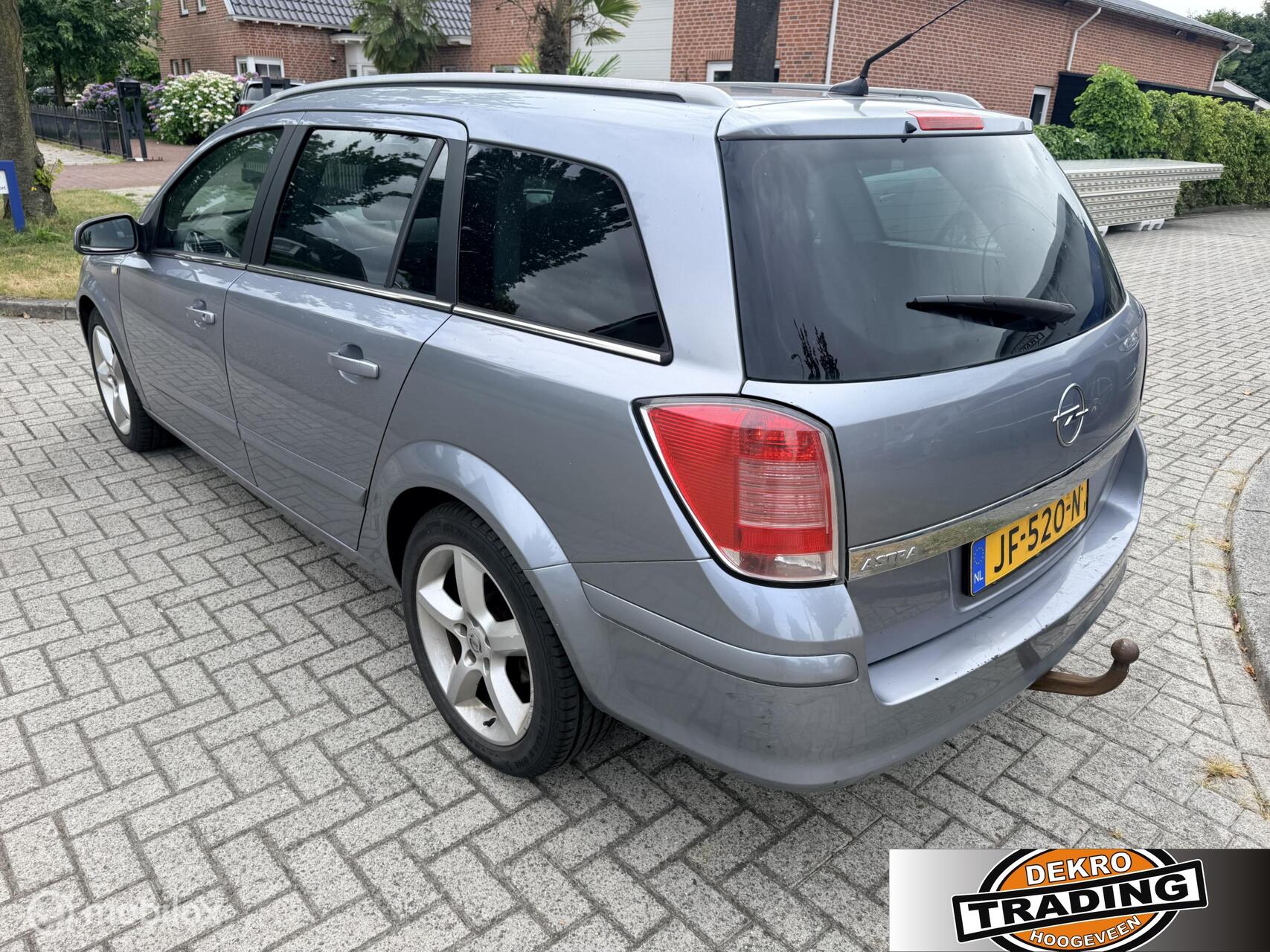 Foto van Opel Astra Wagon