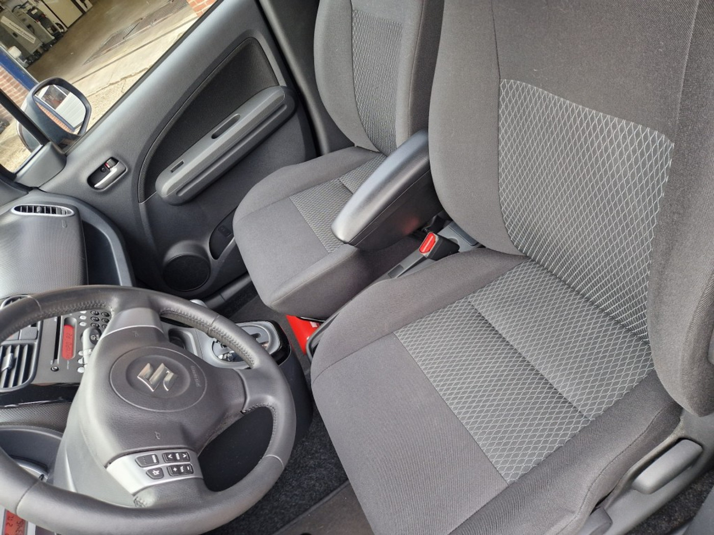 Foto van Suzuki Splash