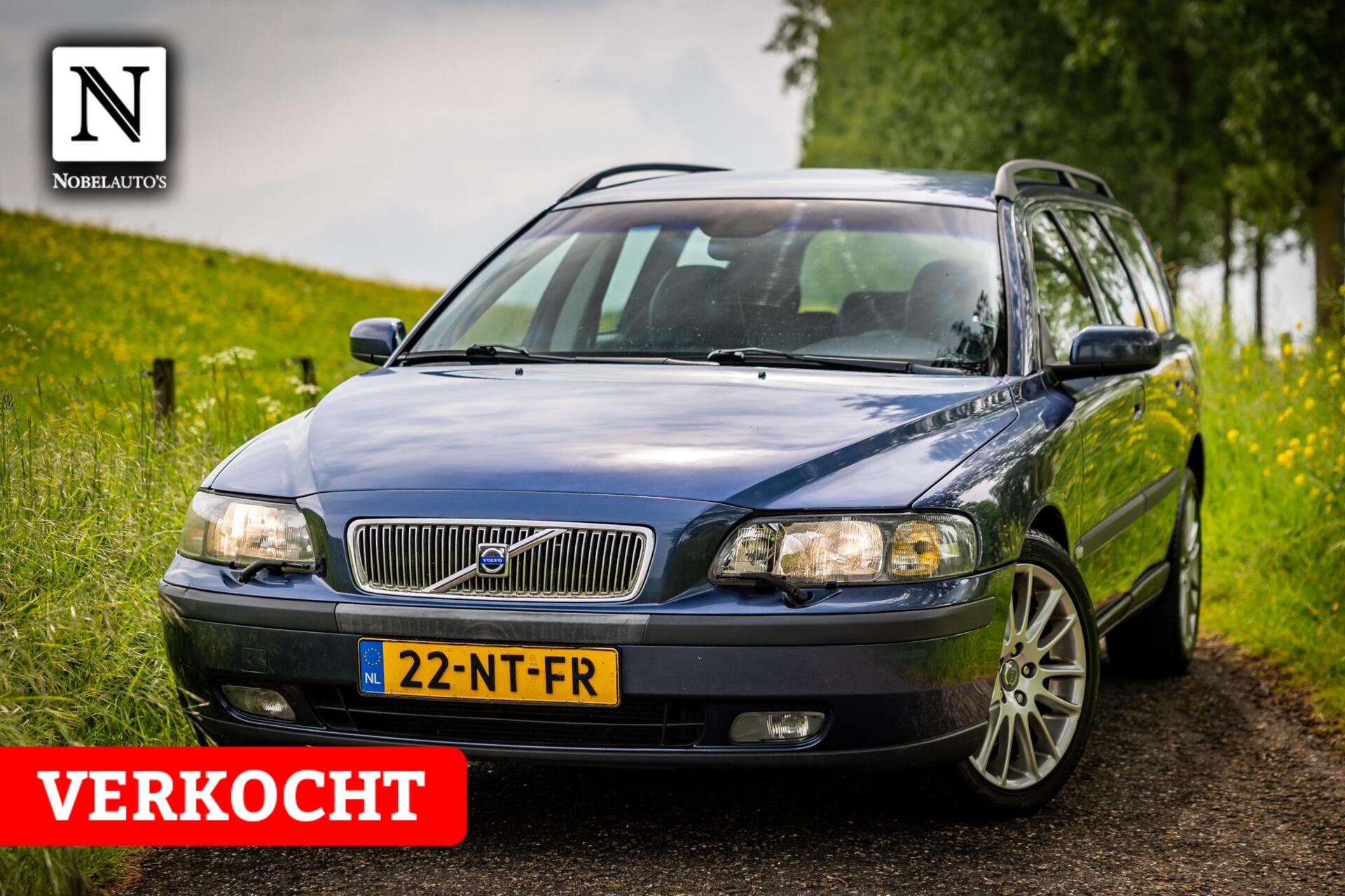 Volvo V70 2.5 T Comfort Line 2004 - voorkant
