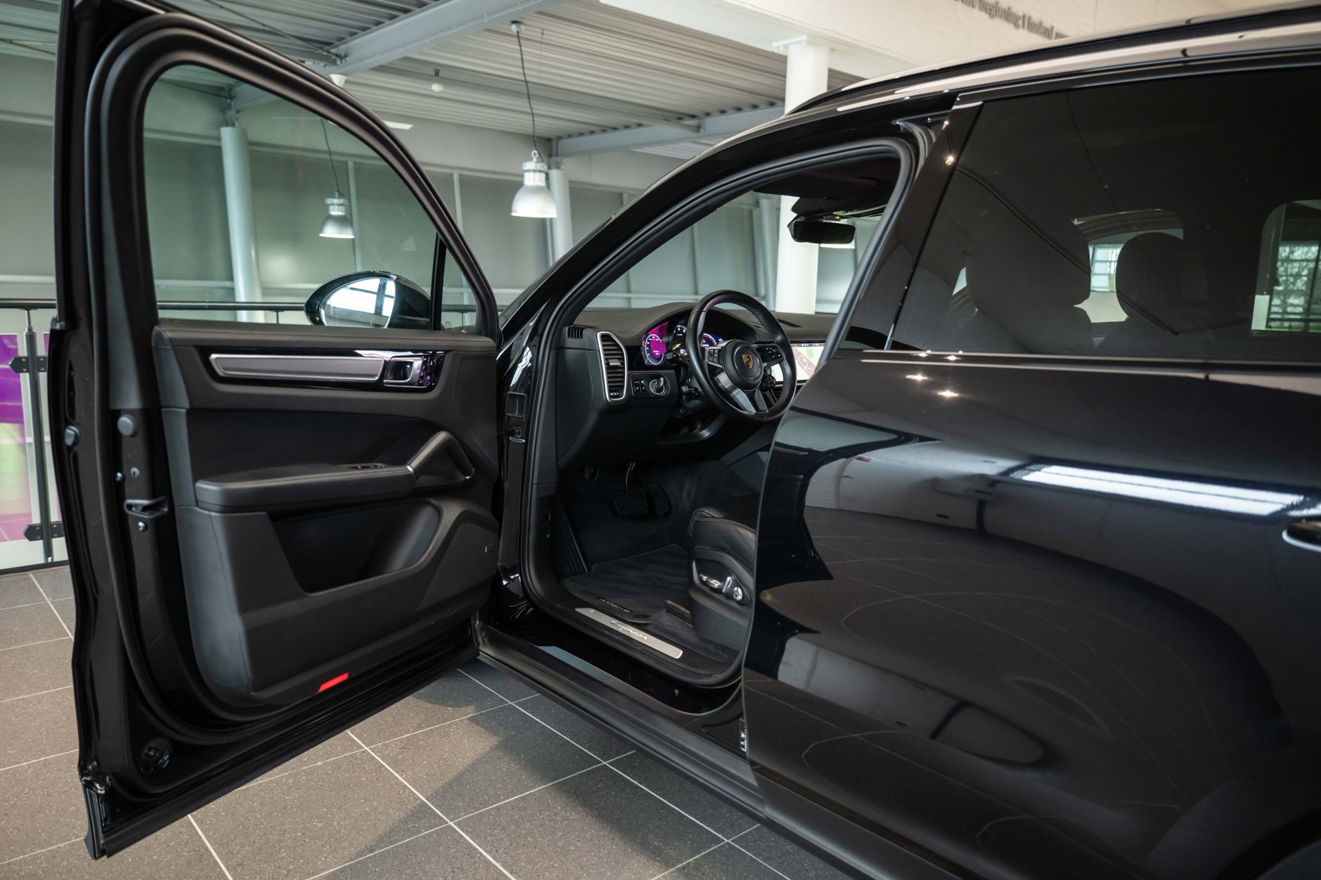 Foto van Porsche Cayenne E-hybrid