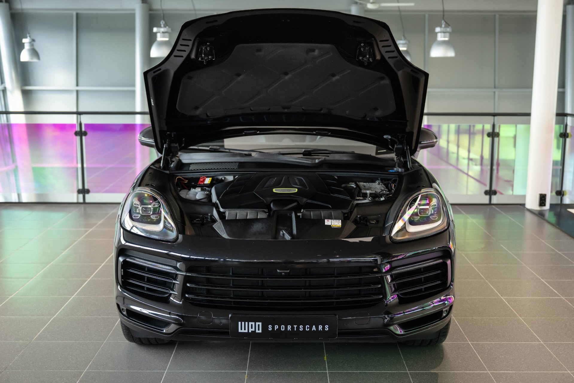 Foto van Porsche Cayenne E-hybrid