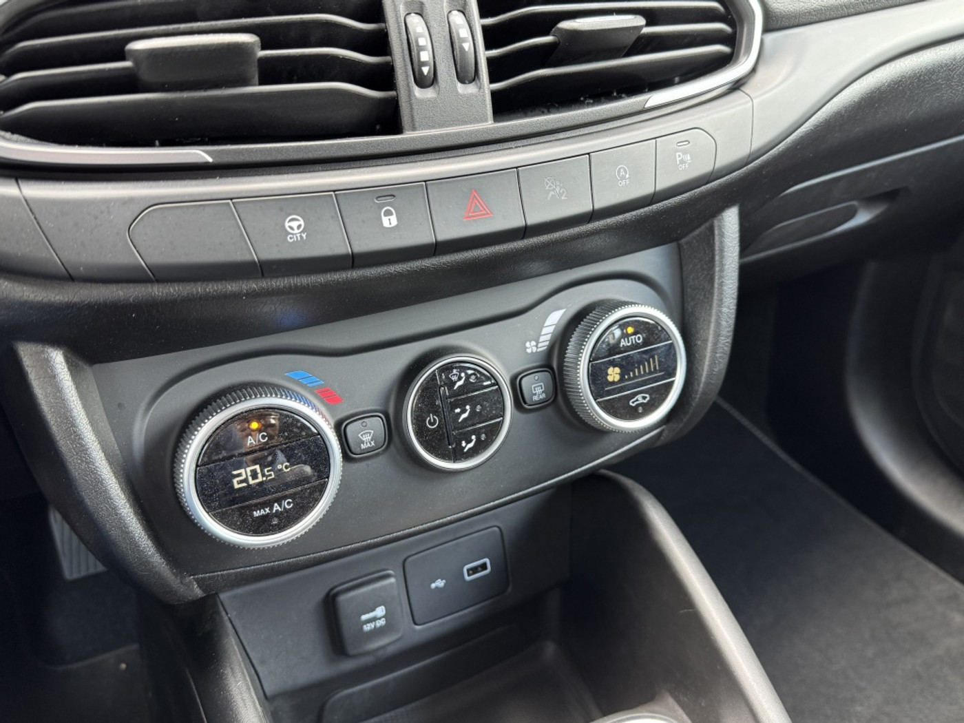 Foto van Fiat Fiat Tipo