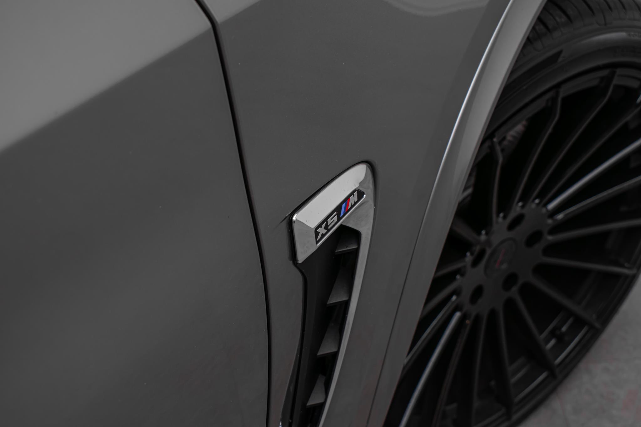 Foto van BMW X5 M