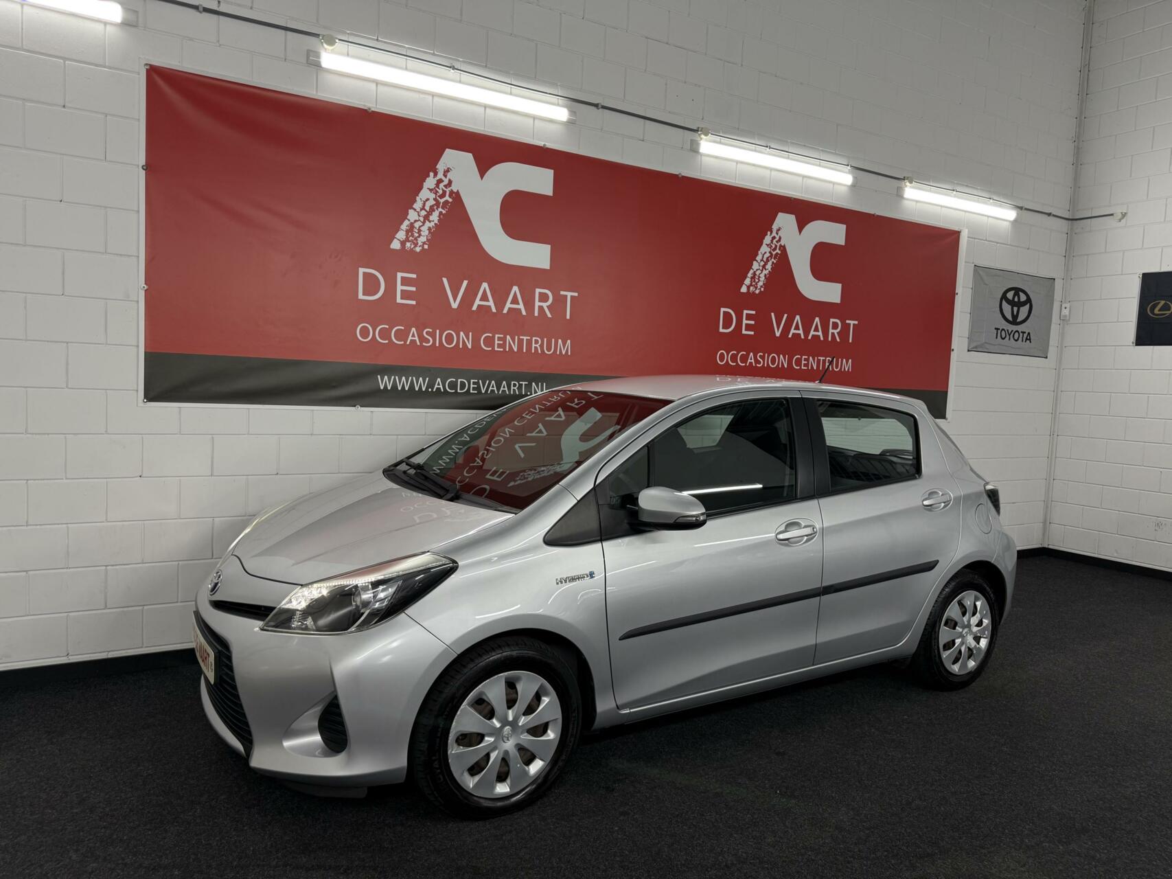 Toyota Yaris 1.5 Full Hybrid Aspiration - VERKOCHT! 2014 - voorkant