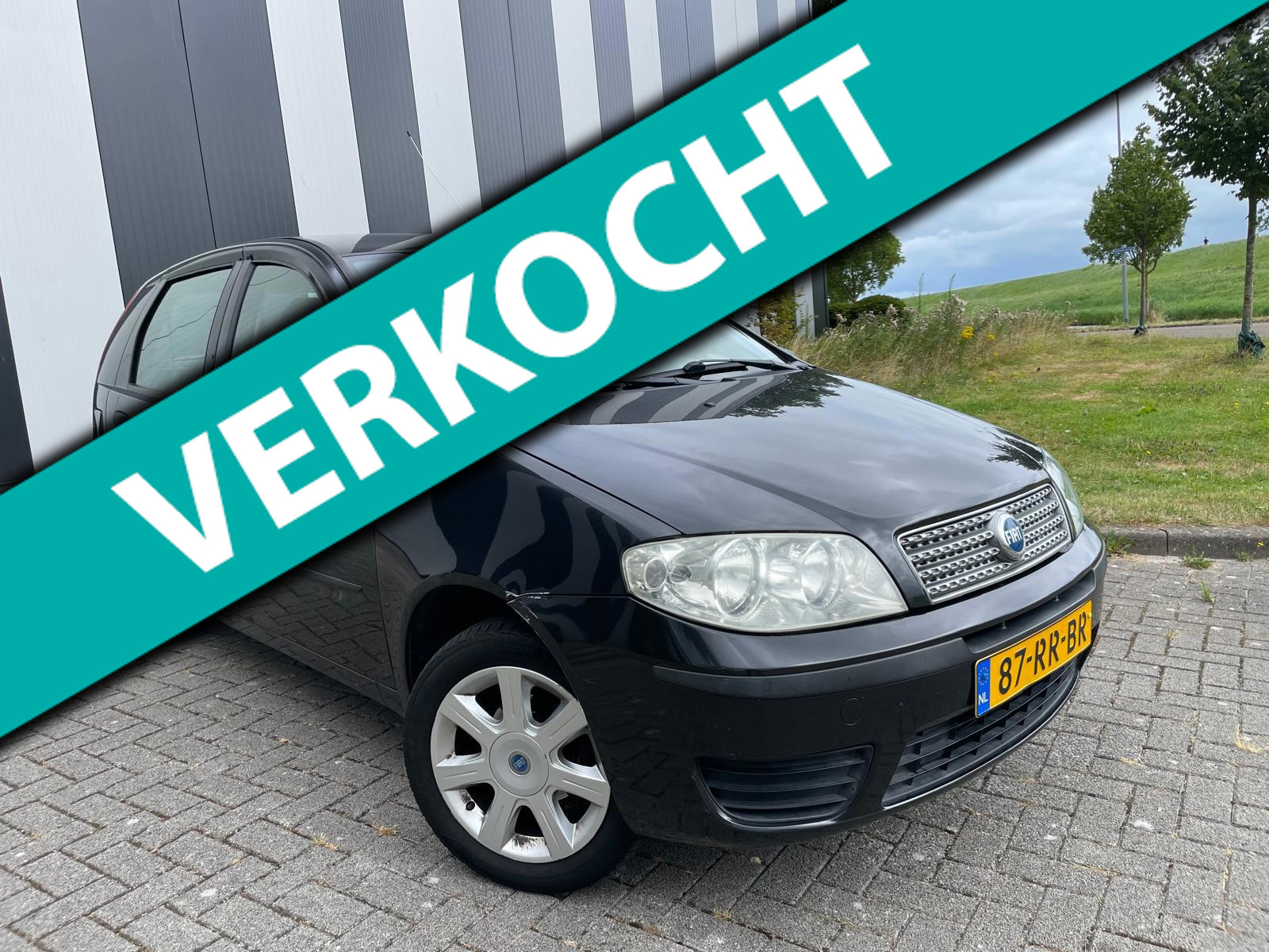 Fiat Fiat Punto 1.2 Navigator Inruilkoopje-Airco-Lmv-Elekpakket 2005 - voorkant
