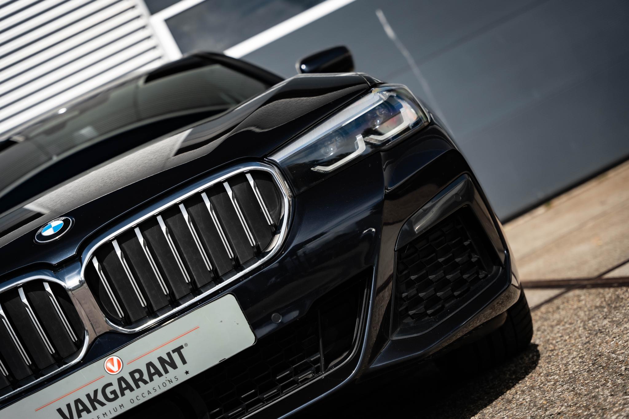Foto van BMW 545e xDrive