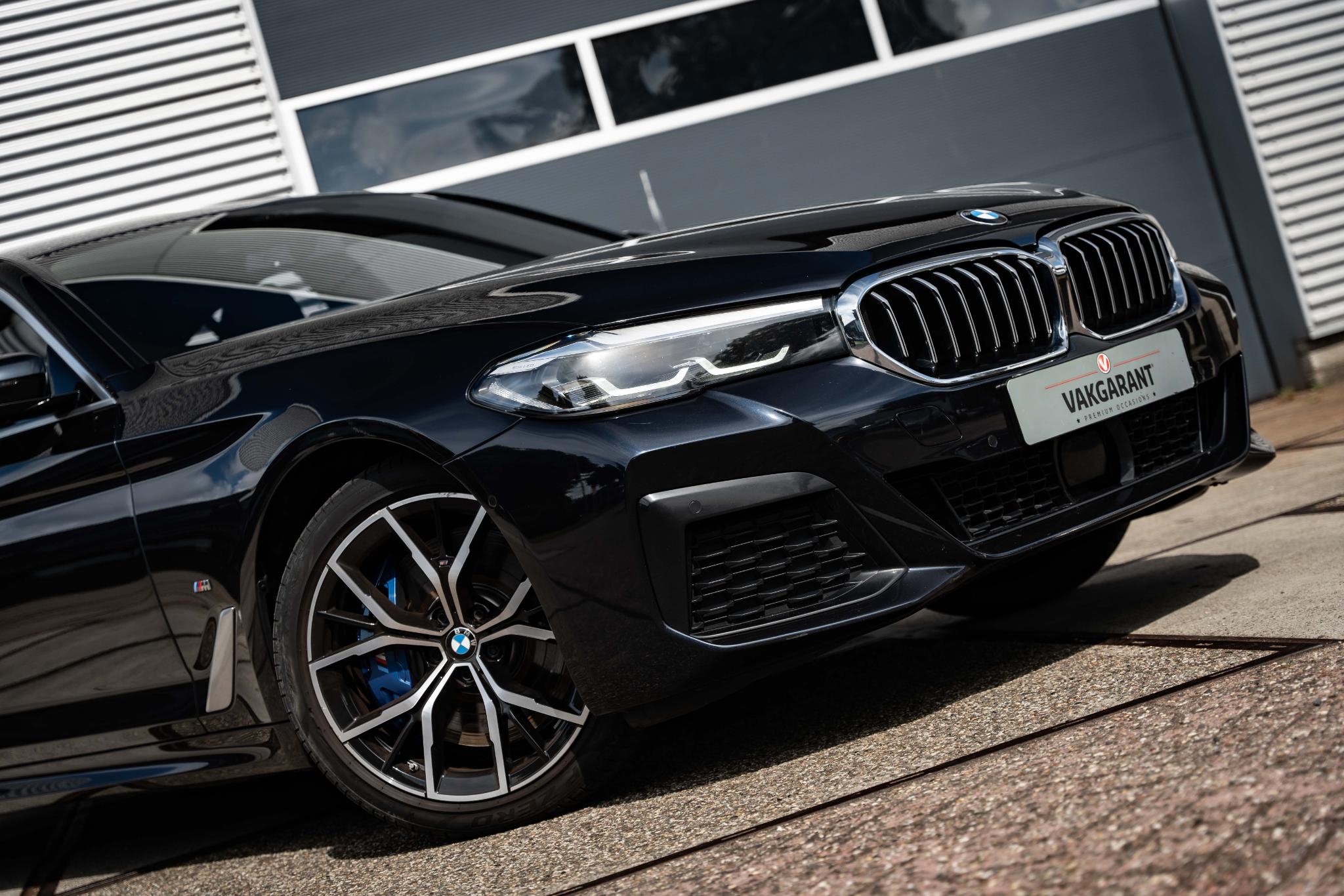 Foto van BMW 545e xDrive