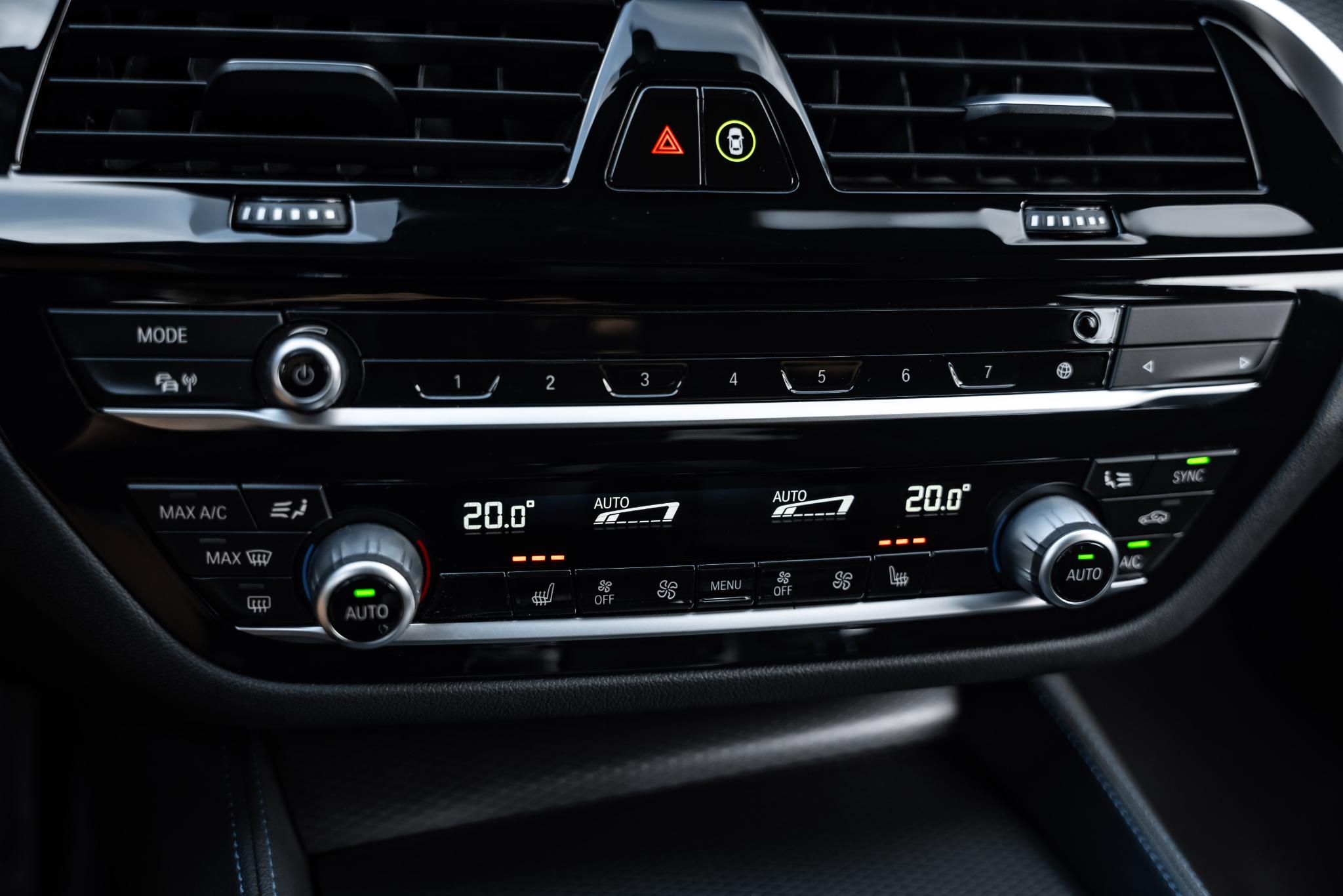 Foto van BMW 545e xDrive