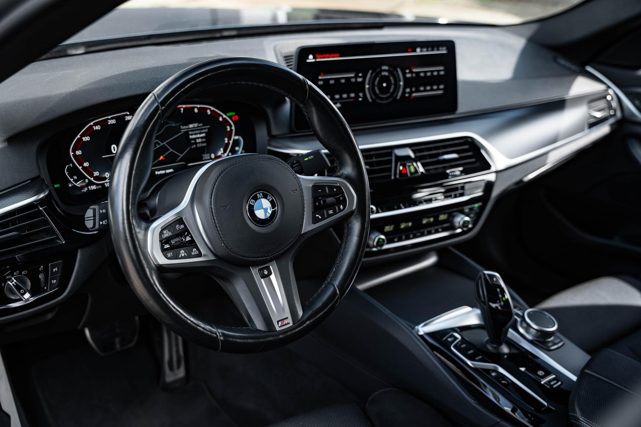 Foto van BMW 545e xDrive