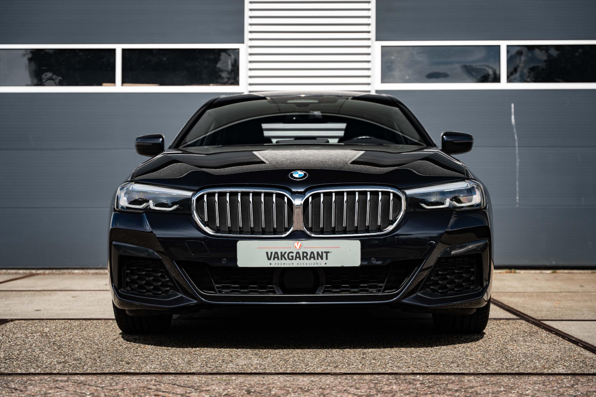Foto van BMW 545e xDrive
