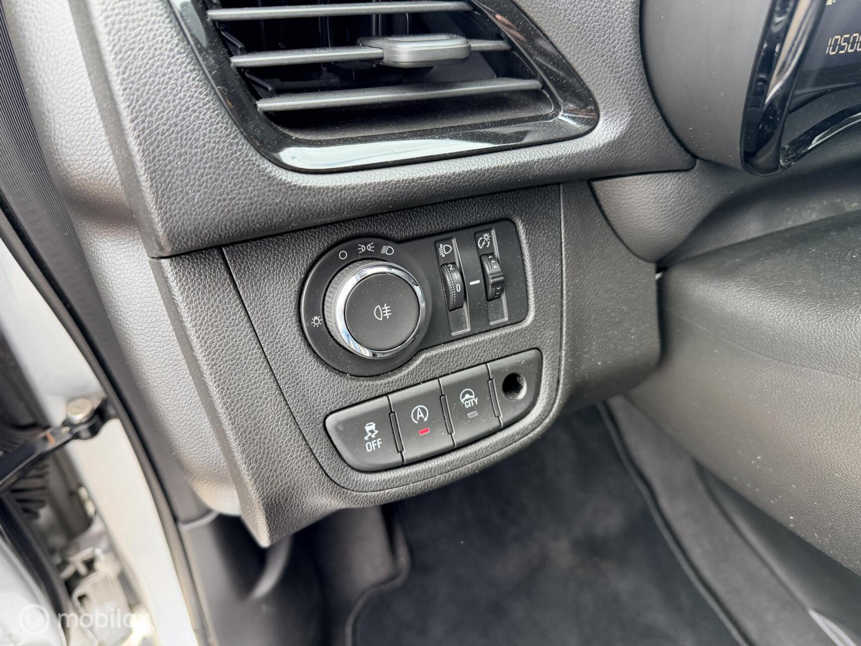Foto van Opel Karl / Viva