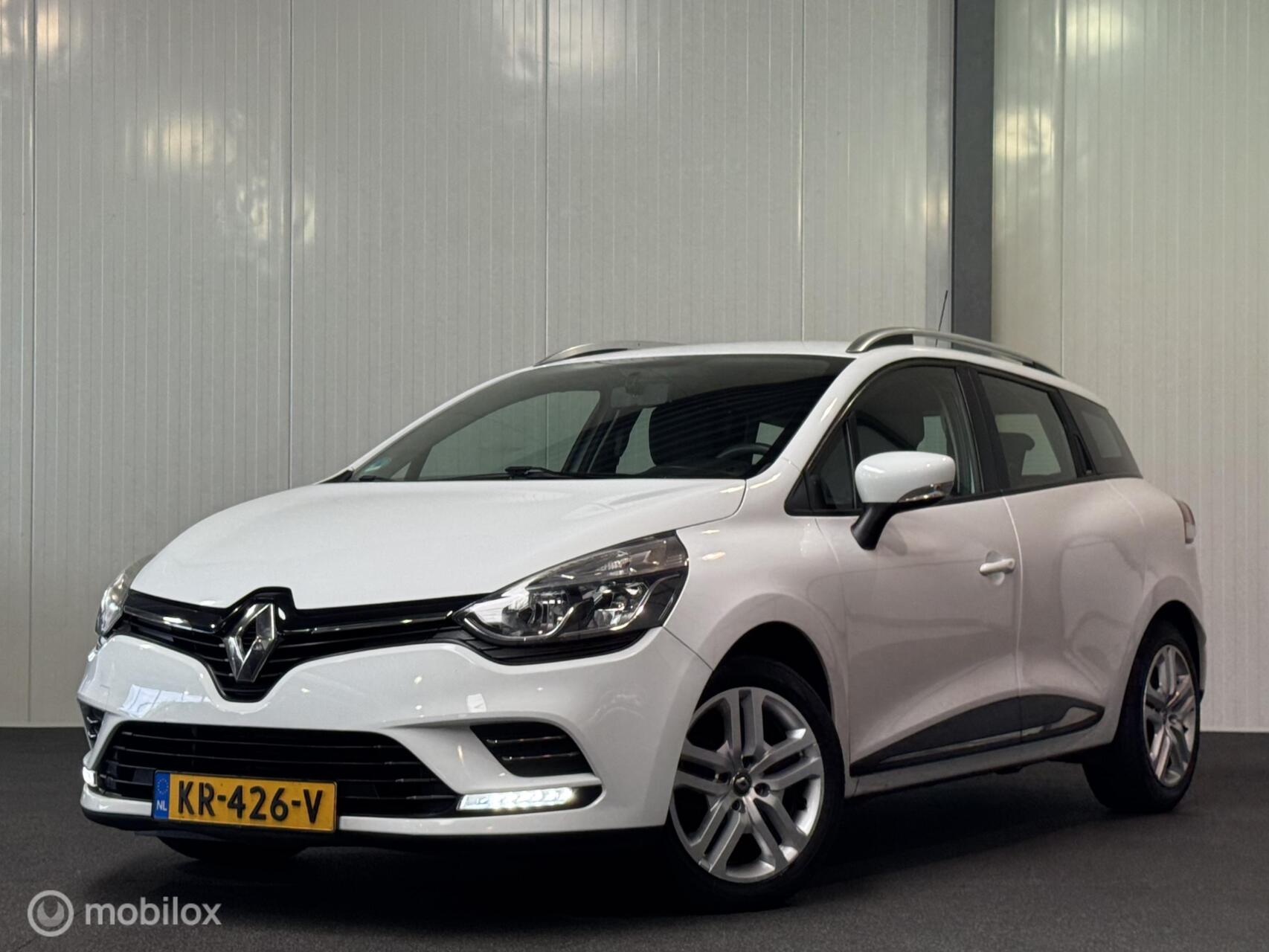 Renault Clio 0.9 TCe Zen [ NAP cruise Carplay ] 2016 - voorkant