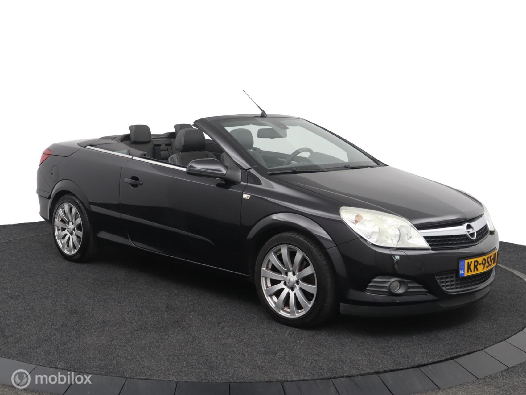 Foto van Opel Astra Twin Top