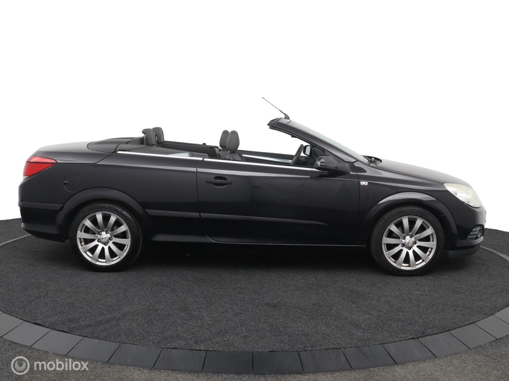 Foto van Opel Astra Twin Top
