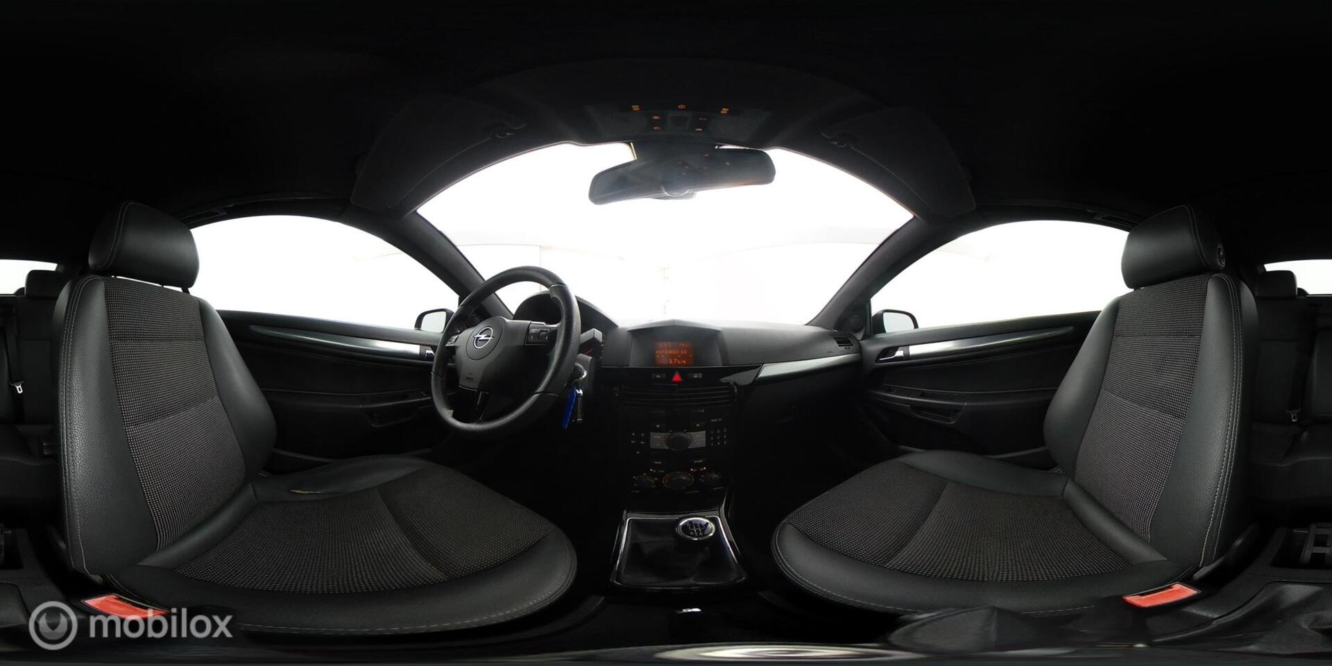 Foto van Opel Astra Twin Top