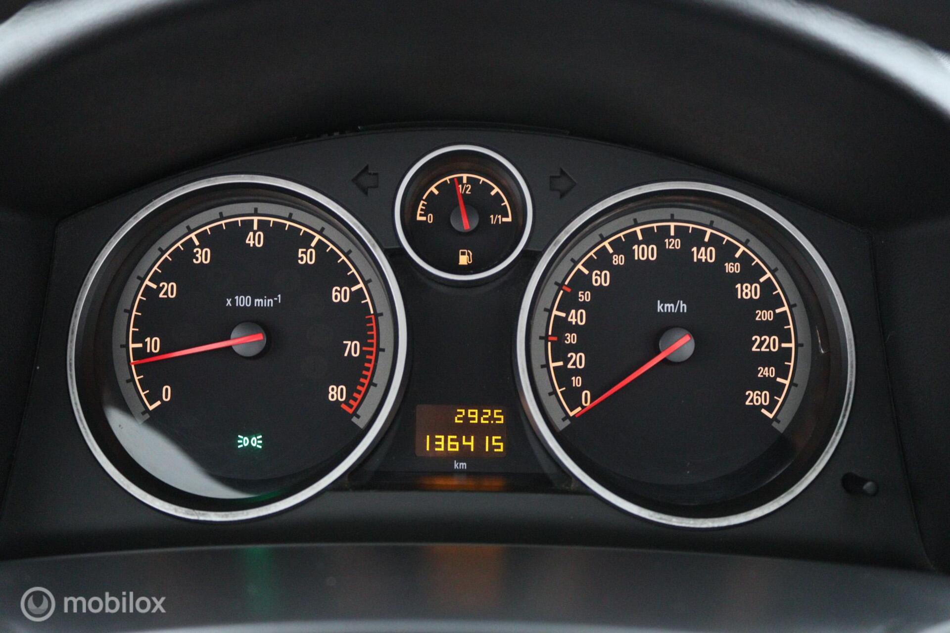 Foto van Opel Astra Twin Top