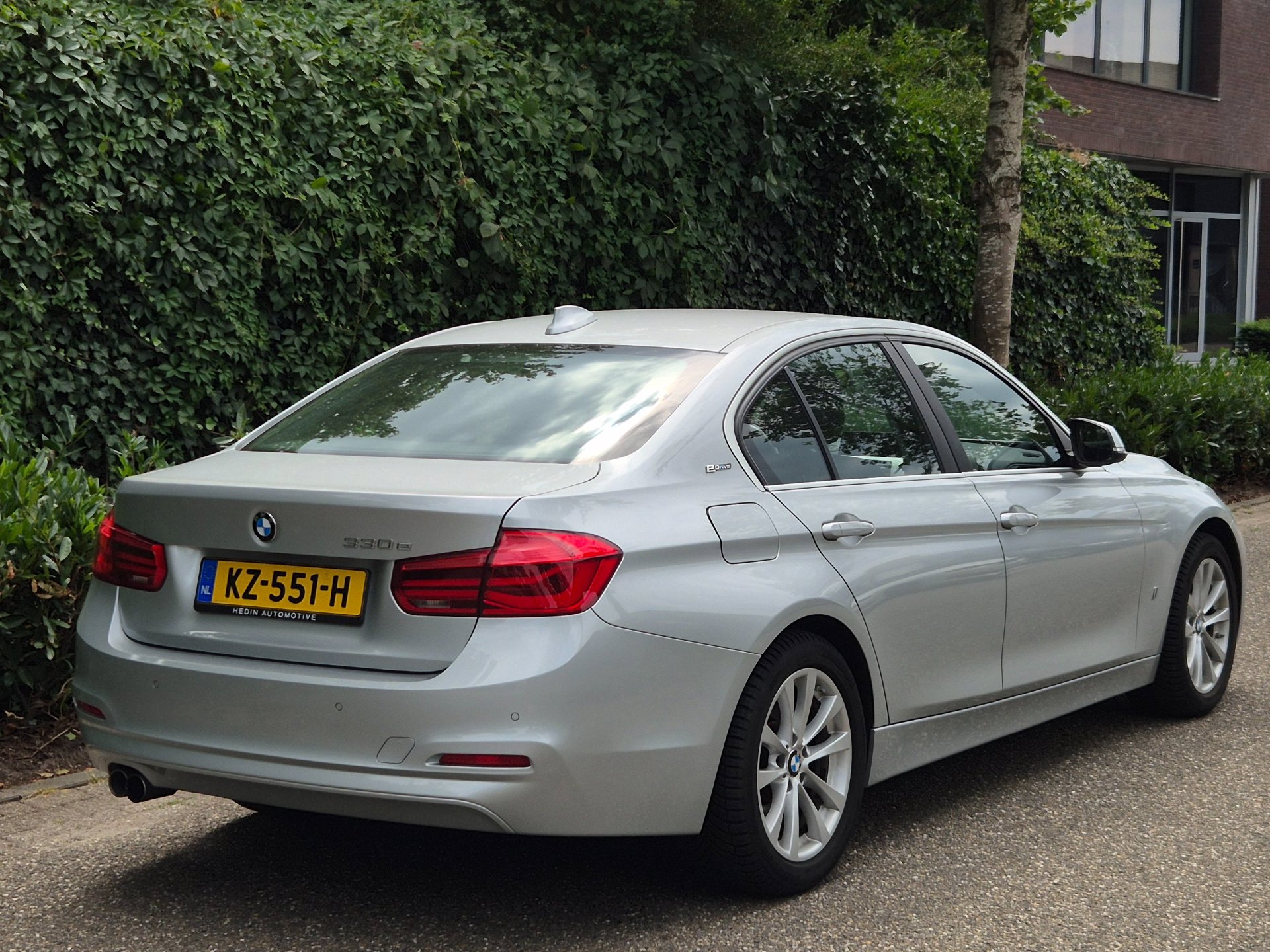 Foto van BMW 330e Iperformance