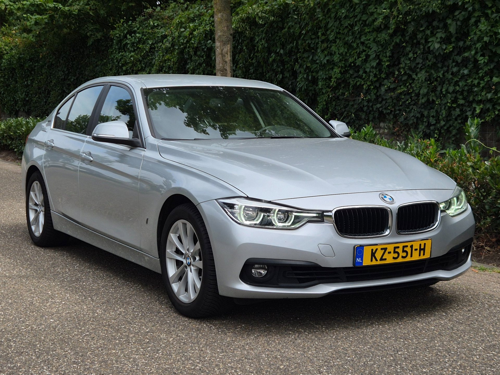 Foto van BMW 330e Iperformance