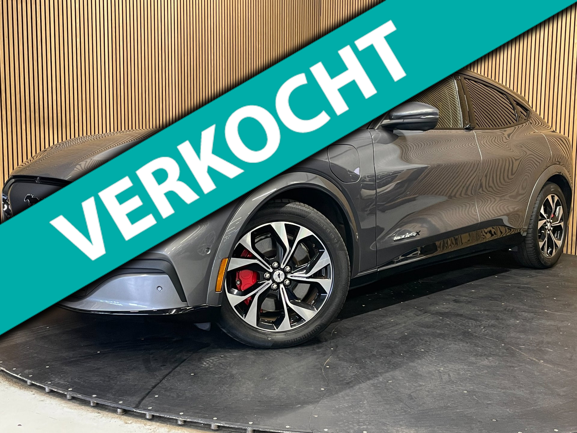 Ford Mustang Mach-e Extended First Edition AWD 98 kWh|92%SOH|PANO|MEMORY|LEDER|B&O|ACC|360+V+A-CAMERA|CARPLAY|STOEL+STUURVERW|NAP| 2021 - voorkant