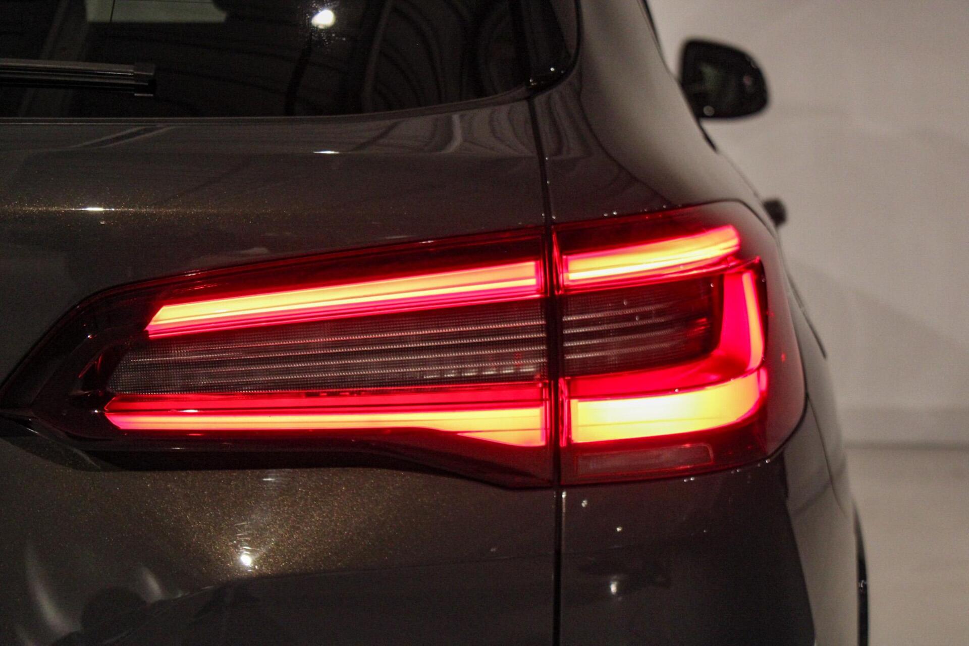 Foto van BMW X5 Xdrive45e