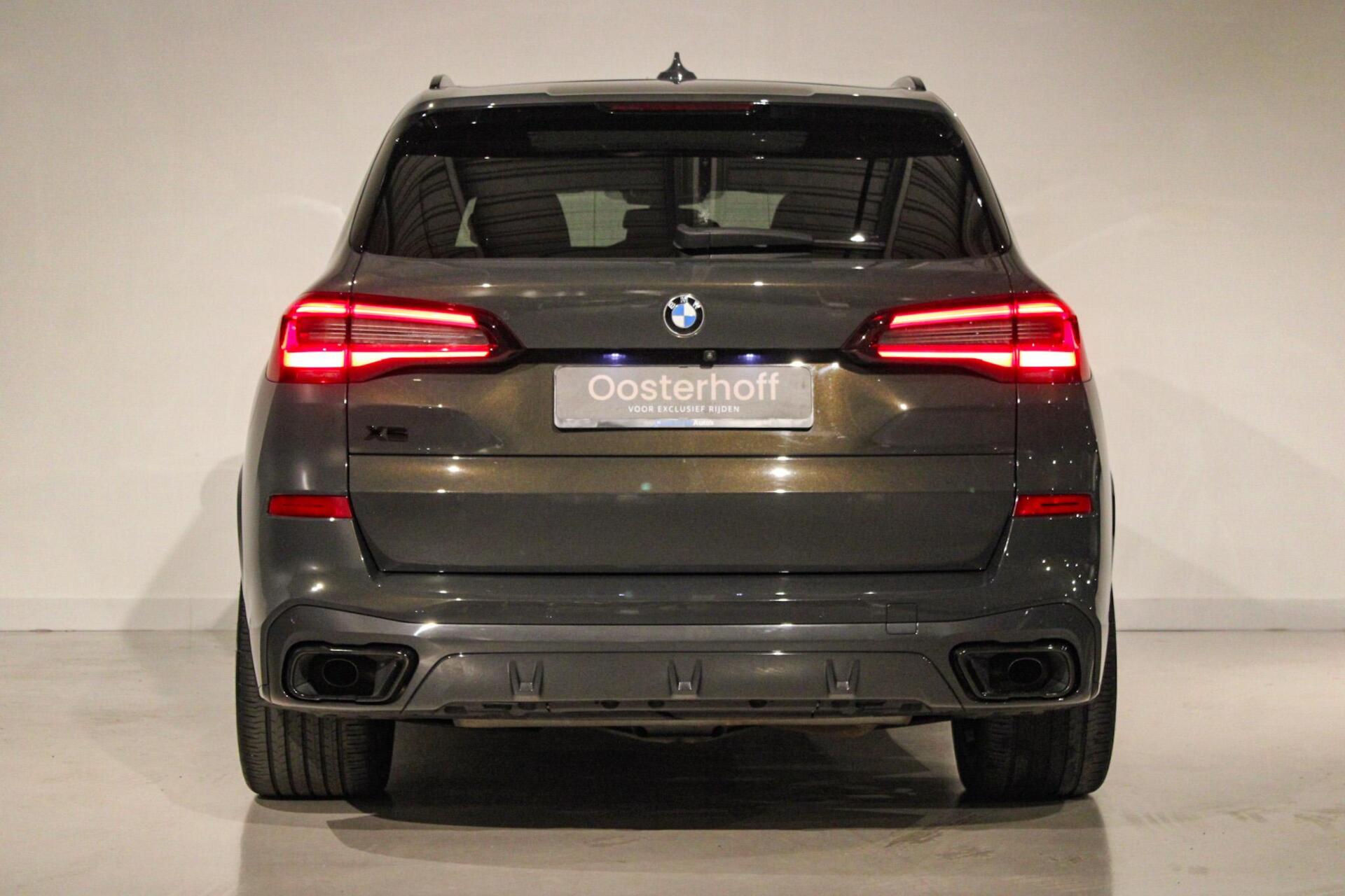 Foto van BMW X5 Xdrive45e
