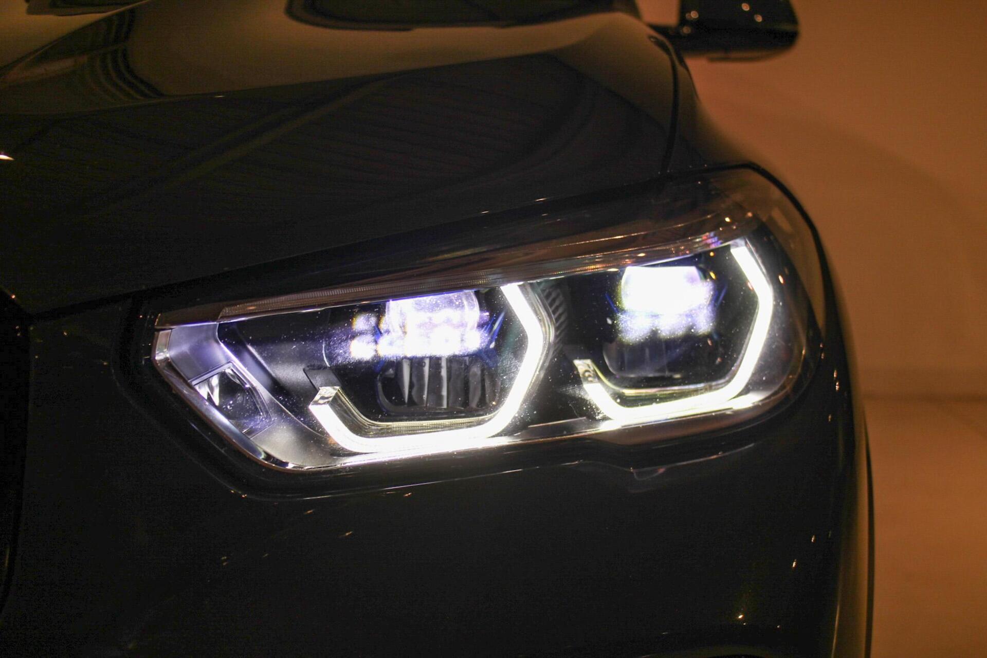 Foto van BMW X5 Xdrive45e