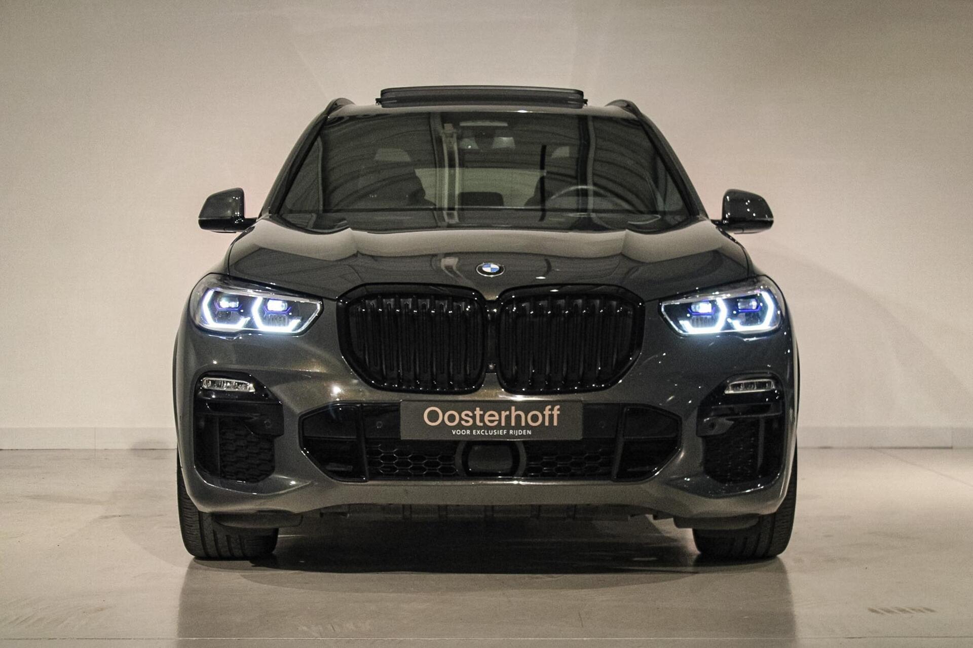 Foto van BMW X5 Xdrive45e