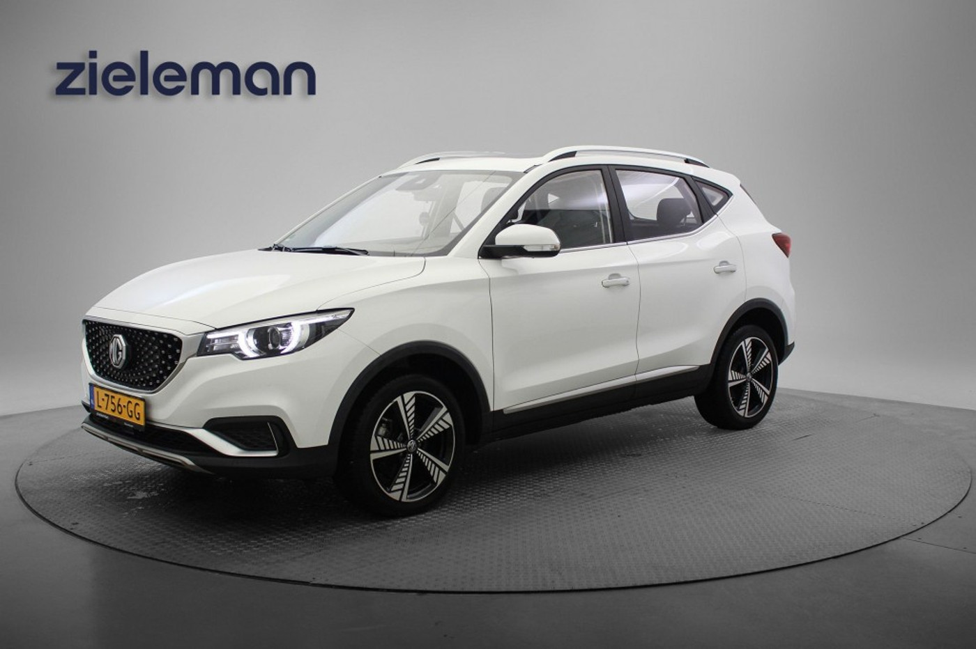 Foto van MG MG ZS Ev