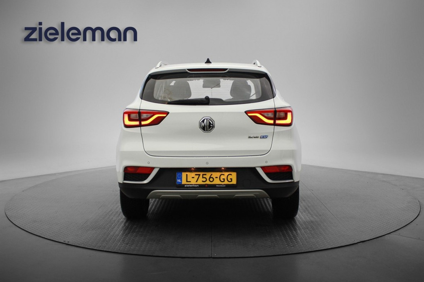 Foto van MG MG ZS Ev