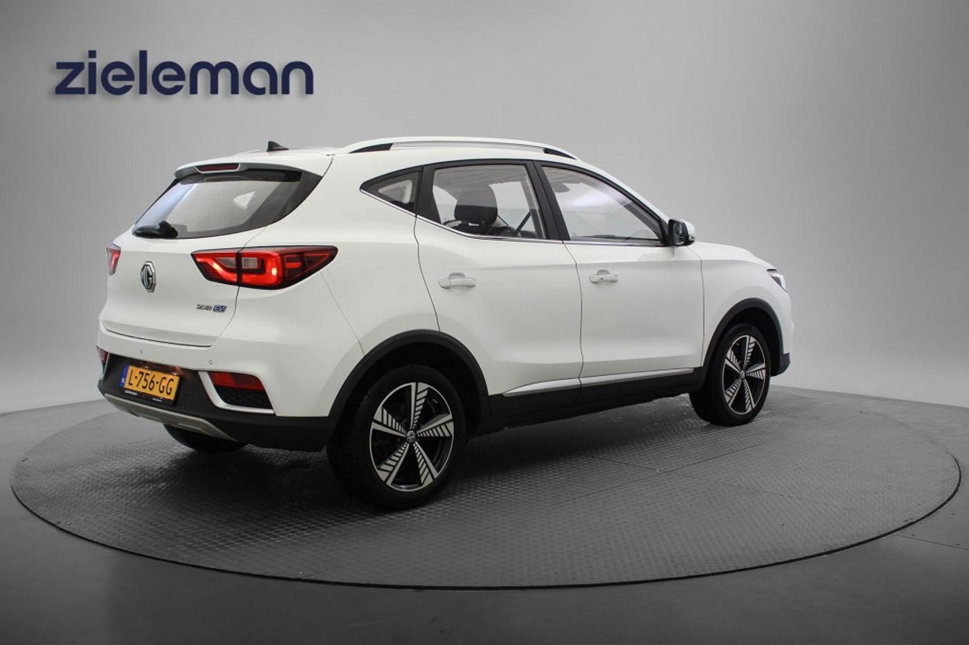 Foto van MG MG ZS Ev