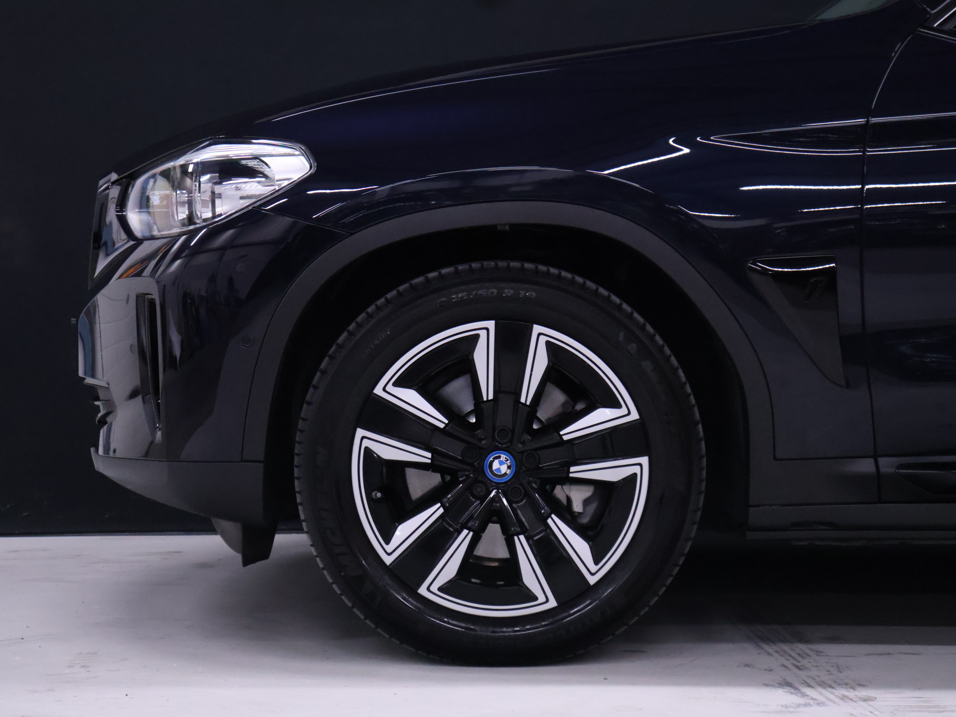 Foto van BMW Ix3