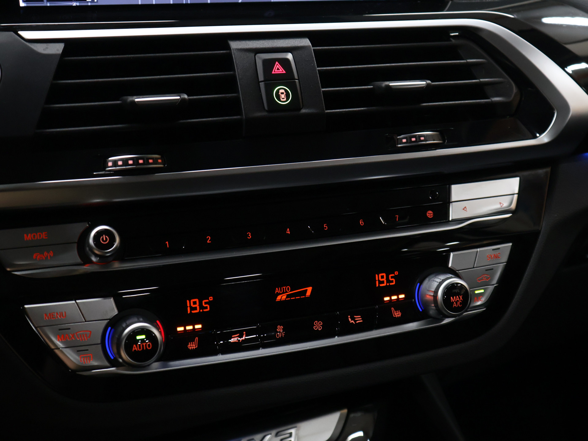 Foto van BMW Ix3