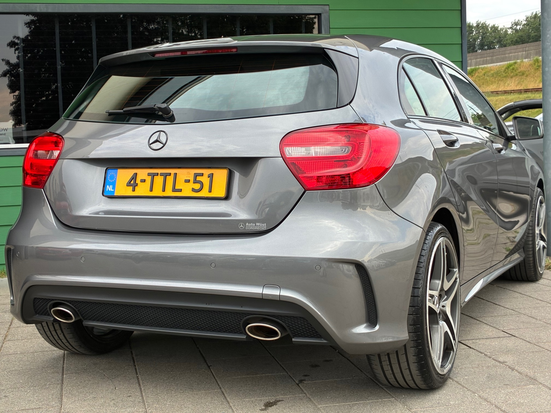 Foto van Mercedes-Benz A 180