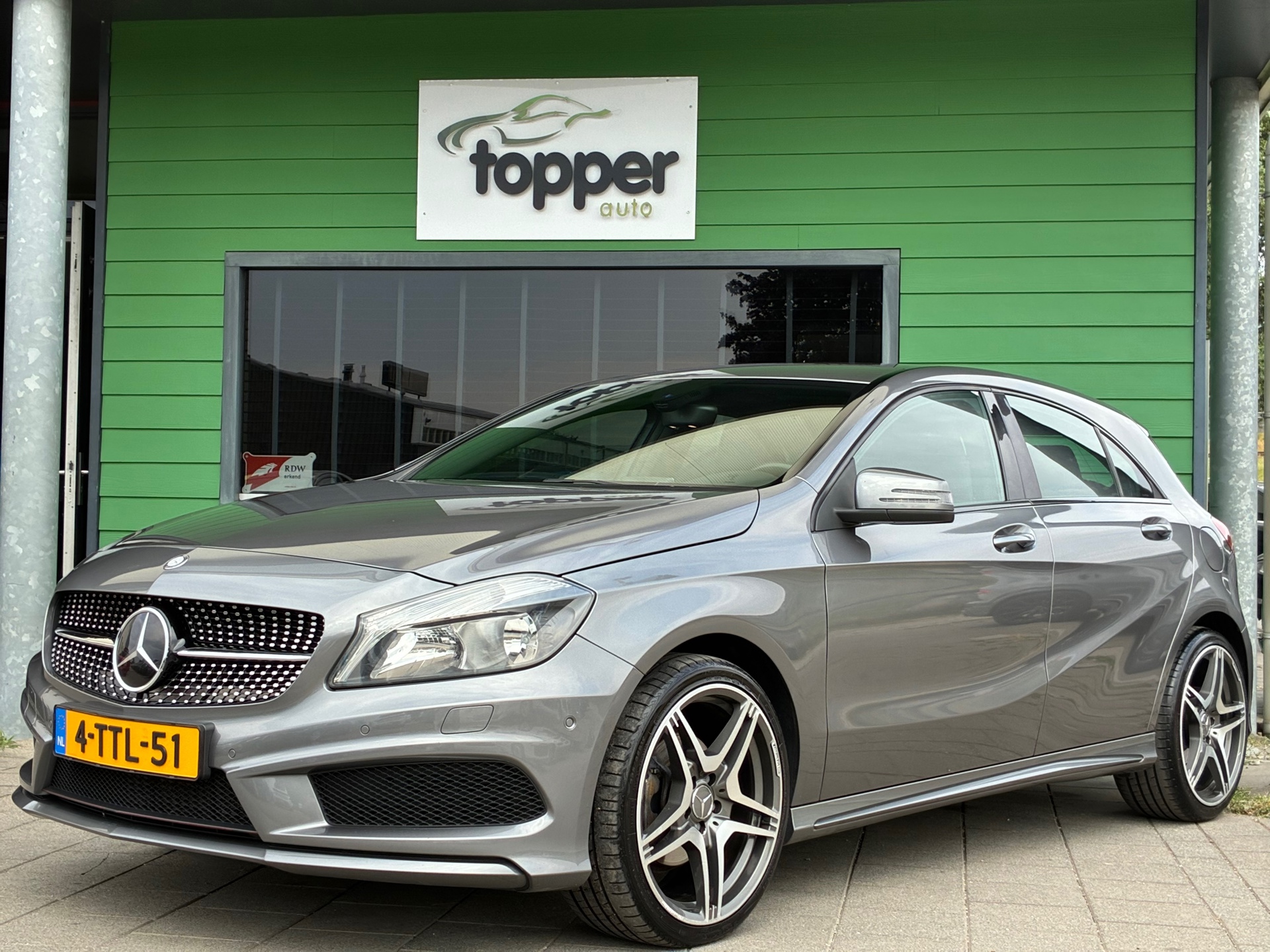Foto van Mercedes-Benz A 180